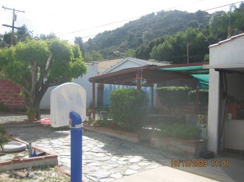 2124 Glenoaks Blvd, Glendale, CA 91201-0016