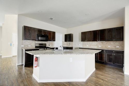19129 Great Falls Dr, Webberville TX  78653 exterior
