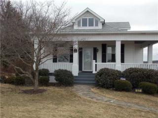 57 Kelley Ln, Hickory, PA 15340-1143