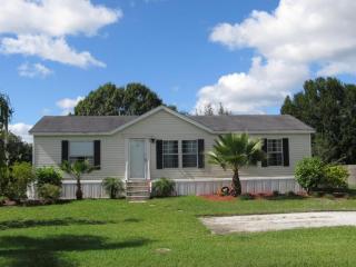 715 80th Ave, Okeechobee, FL 34974-8144