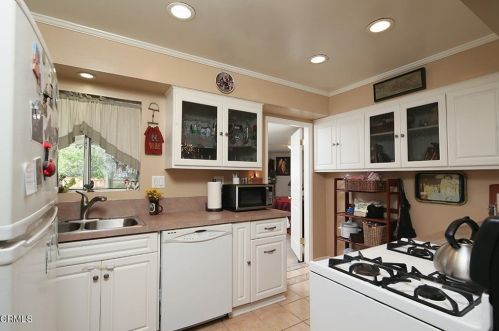 449 Brightview Dr, Glendora CA  91741-3204 exterior