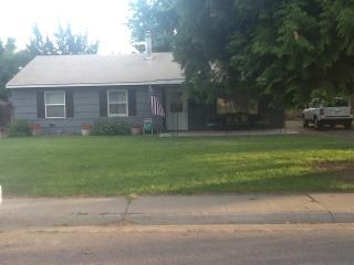 1023 Cedar Ave, Richland, WA 99354-3071