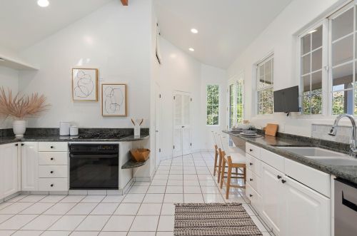 326 Alameda Padre Serra, Santa Barbara CA  93103-2107 exterior