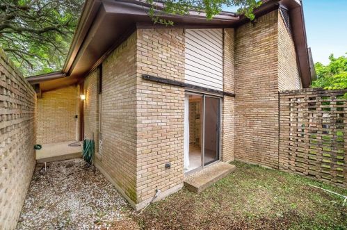 31 Highland Pl, Richardson TX  75081-3500 exterior