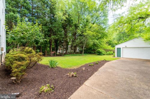 506 West St, Falls Church VA  22046-2846 exterior