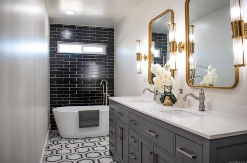 8324 Calle Calzada, San Diego CA  92126-1703 exterior