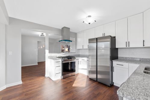 4102 Colgate Cir, Milwaukee WI  53222-1736 exterior