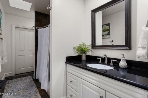 6141 Edgemont Ave, Scottsdale AZ  85257-1050 exterior