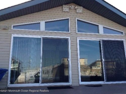 108 Monterey Dr, Bricktown NJ  08723-7009 exterior