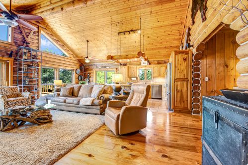 2717 Beaumont Ave, Waterford WI  53185-4933 exterior