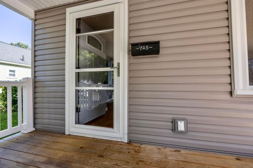 725 Eastern Ave, Bellefontaine OH  43311-2615 exterior