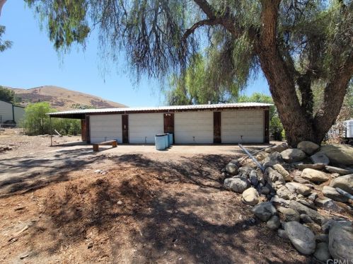 2308 Mentone Ave, Mountain Home Village CA  92359-9723 exterior