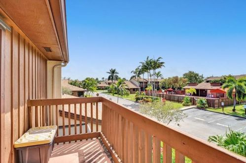 1652 14 Ter, Hollywood FL 33020-2520 exterior