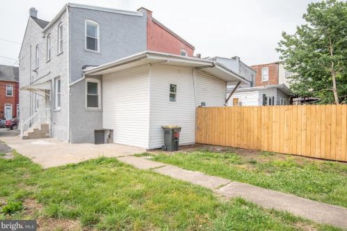 534 Poplar St, Lancaster PA  17603-5235 exterior