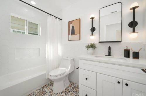 450 Pecan St, Pismo Beach CA  93420-3816 exterior