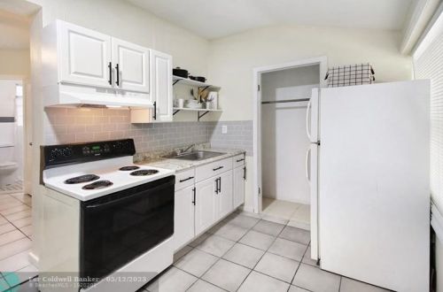 1602 17 Ave, Hollywood FL 33020-2814 exterior