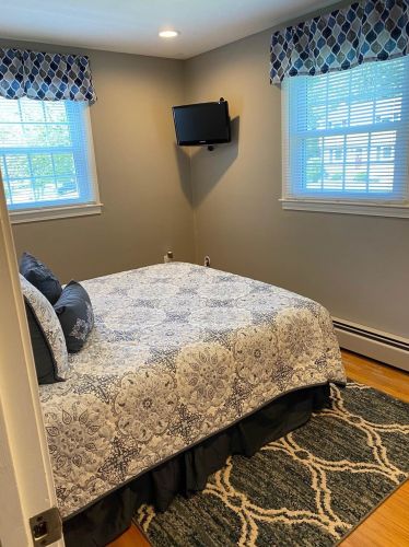 15 Woodbury St, Salem NH  03079-3212 exterior