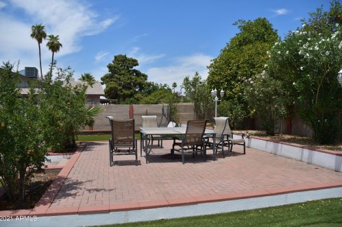 12001 45th Dr, Glendale AZ  85304-3010 exterior