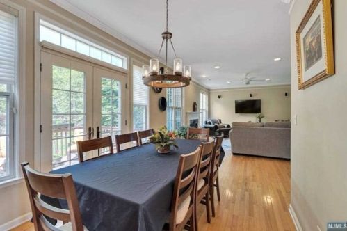 27 Skytop Rdg, Oakland NJ  07436-2355 exterior