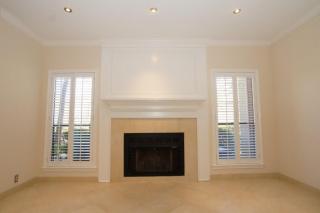 2606 Bering Dr, Houston TX  77057-5734 exterior