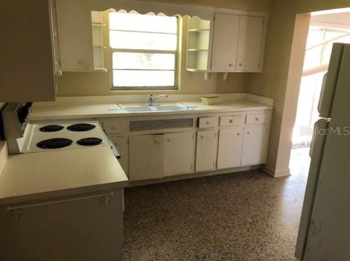 550 Avenue N, Winter Haven, FL 33880-4443