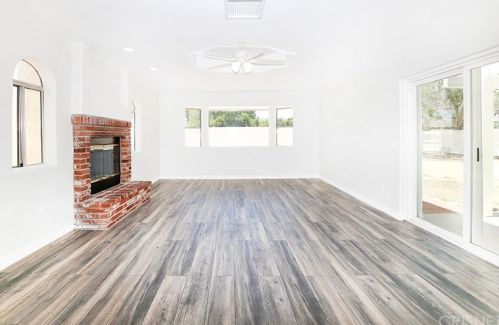 44837 Inola Ave, Lancaster CA  93534-2001 exterior