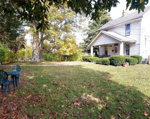 1530 Beacon St, Cincinnati, OH 45230-2015
