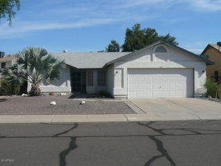 6637 84th Ln, Glendale, AZ 85305-2160