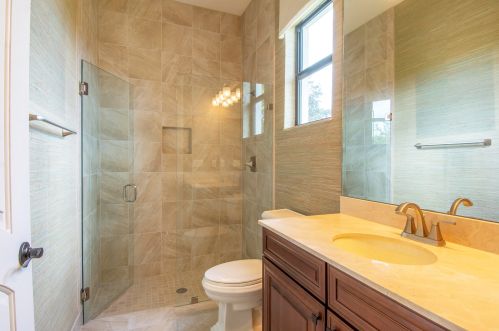 109 Calmo Cir, Port Saint Lucie FL  34984-6610 exterior