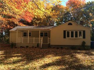 38 Walker Ln, Bloomfield, CT 06002-2855