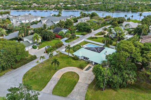 15380 Palmwood Rd, West Palm Beach, FL 33410-1030