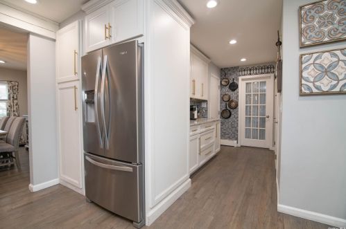 121 Stethem Dr, South Setauket NY  11720-4083 exterior