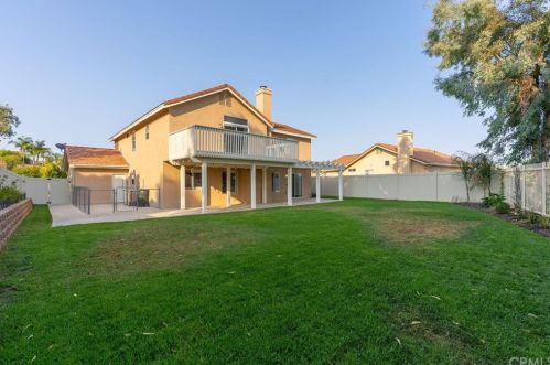 32211 Camino Nunez, Temecula CA  92592-6365 exterior