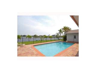 11707 Island Rd, Hollywood FL  33026-1223 exterior