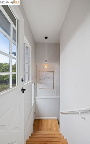 409 45th St, Oakland CA  94609-2124 exterior