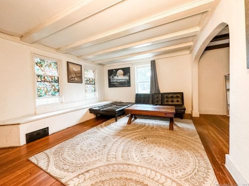 26 Nichols St, Putnam CT  06260-1722 exterior