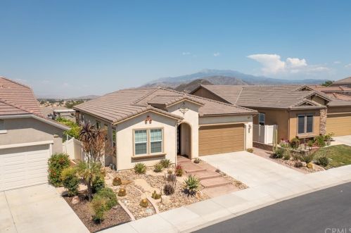 382 Prospect Park, Beaumont CA  92223-3404 exterior