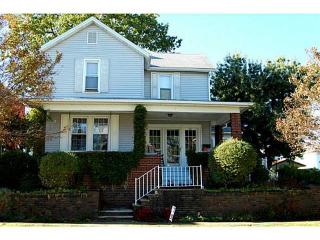 115 5th St, Youngwood, PA 15697-1315