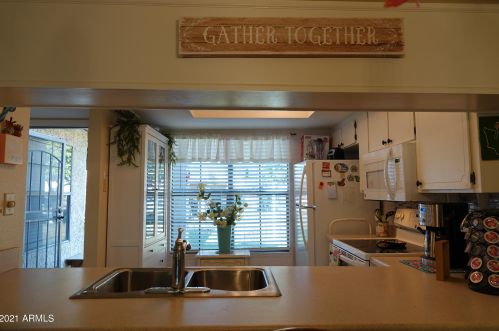 503 Palo Verde Way, Mesa, AZ 85208-6468