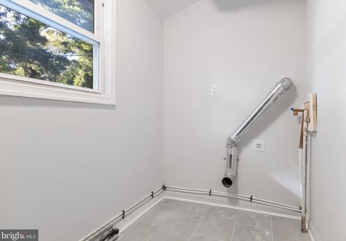 37 Holstone Ln, Willingboro NJ  08046-1817 exterior