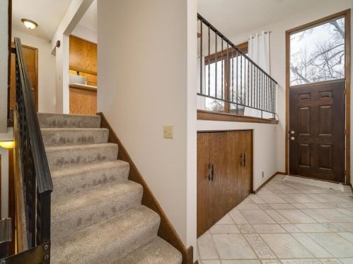 10234 Berkshire Rd, Minneapolis, MN 55437-2265