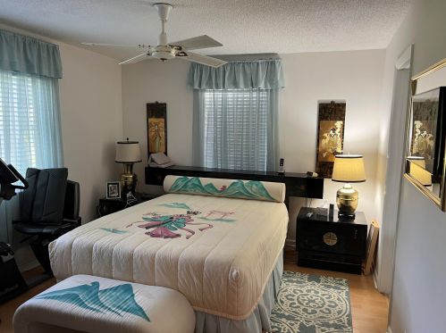 6855 Moonlit Dr, Delray Beach FL  33446-1631 exterior