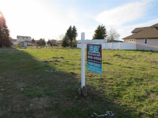 7513 E St, Spokane, WA 99208-7156