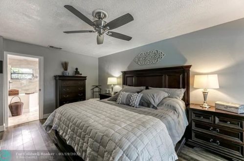 2399 Floresta Dr, Fort Pierce FL  34984-5218 exterior