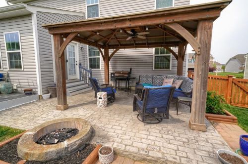 123 Stirling Way, Pataskala OH  43062-7863 exterior