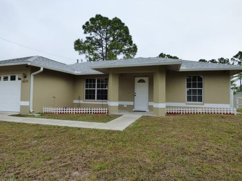 1571 Meadow Rd, Lehigh Acres, FL 33976-4641