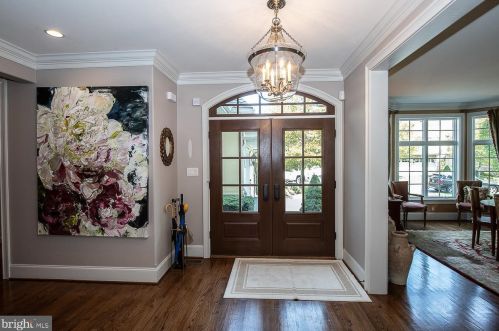 232 Valley Ridge Rd, Haverford, PA 19041-2029