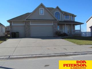 18839 Edna St, Omaha, NE 68136-1246