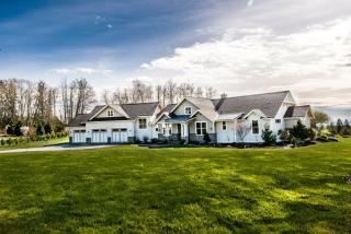 31629 19th Dr, Camano Island, WA 98292-5001