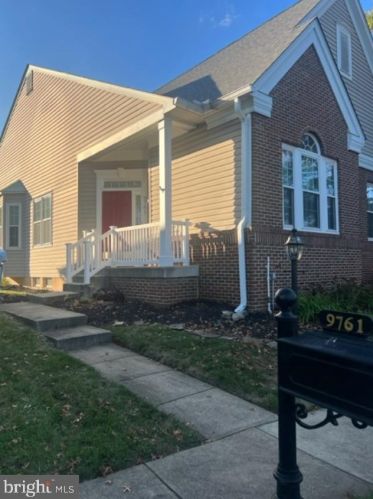 9761 Craighill Dr, Bristow, VA 20136-2509